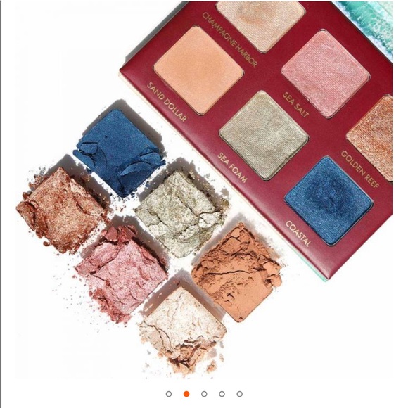 WANDERESS™ SEASCAPE EYESHADOW PALETTE - Picture 1 of 4